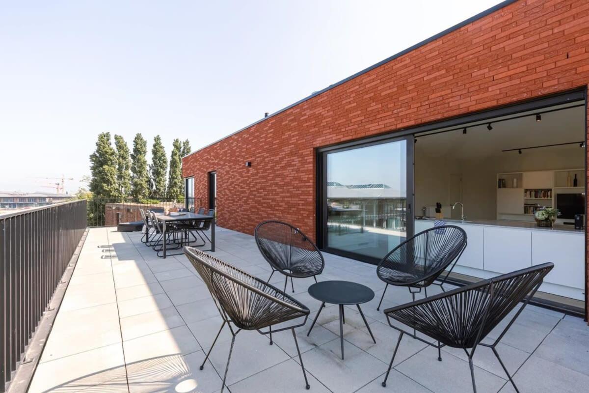Apartment Huswell - Spacious With Beautiful Terrace In *