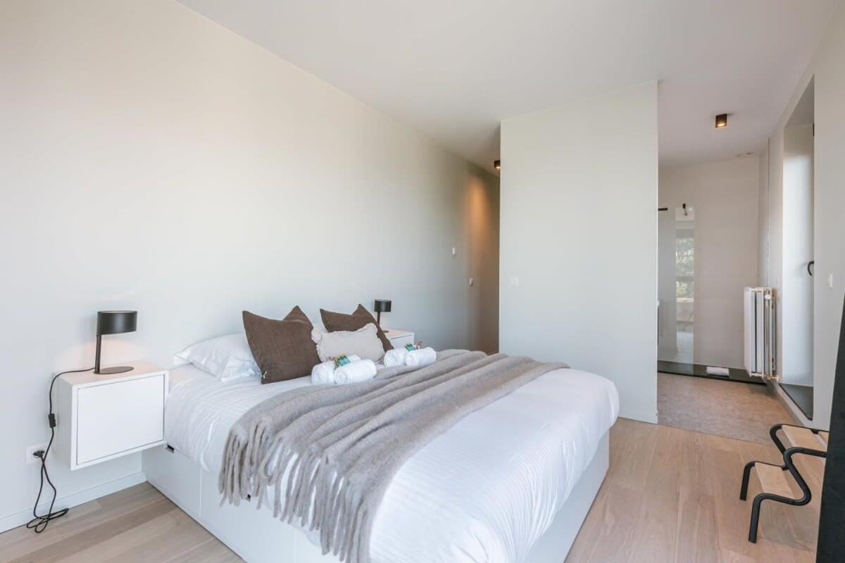 Huswell - Spacious With Beautiful Terrace In Apartment *