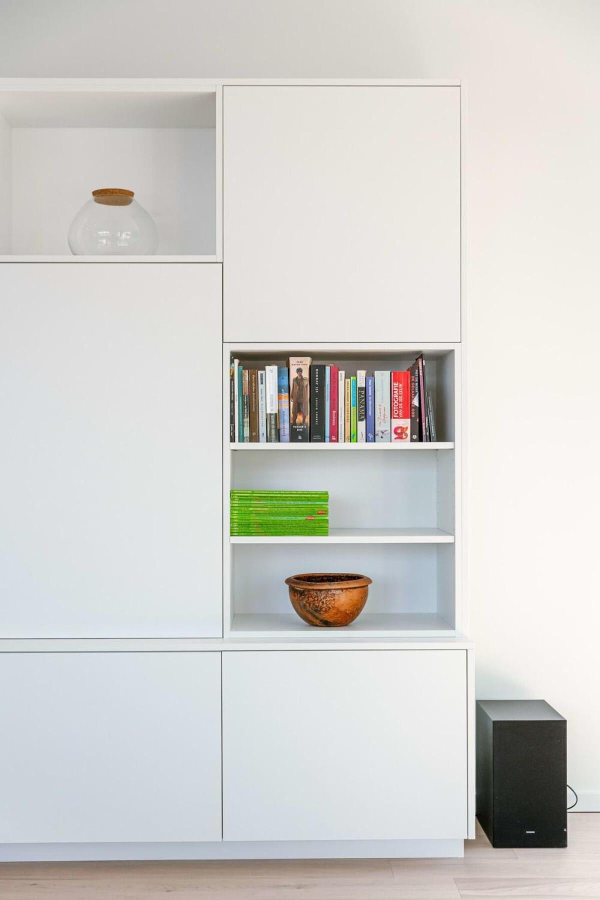 Huswell - Spacious With Beautiful Terrace In Apartment
